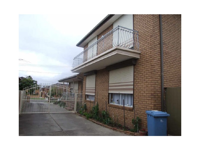 18 Rogers Street, Dandenong VIC 3175