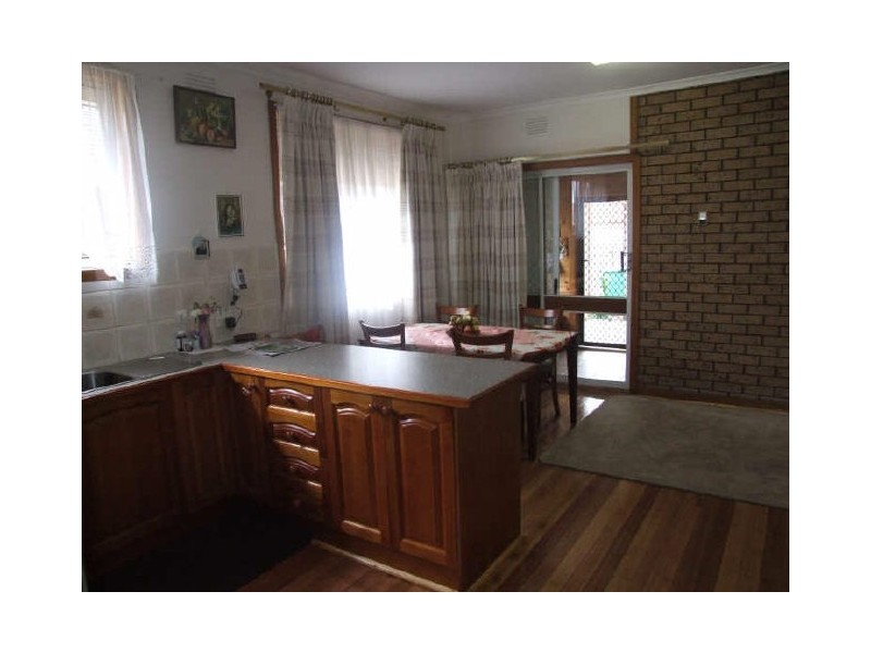 18 Rogers Street, Dandenong VIC 3175