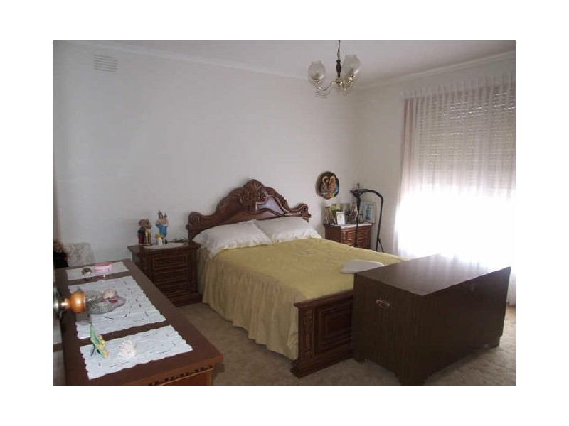 18 Rogers Street, Dandenong VIC 3175