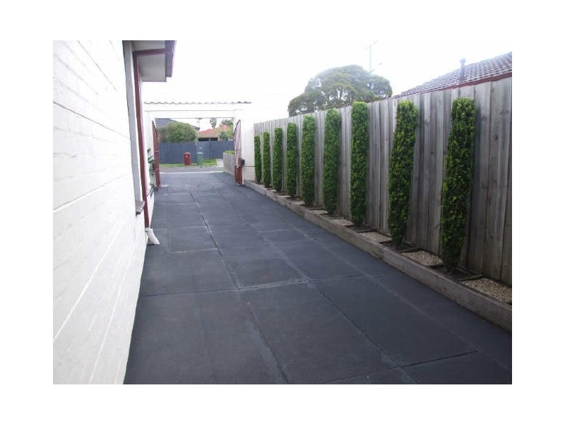 40 First Avenue, Dandenong North VIC 3175