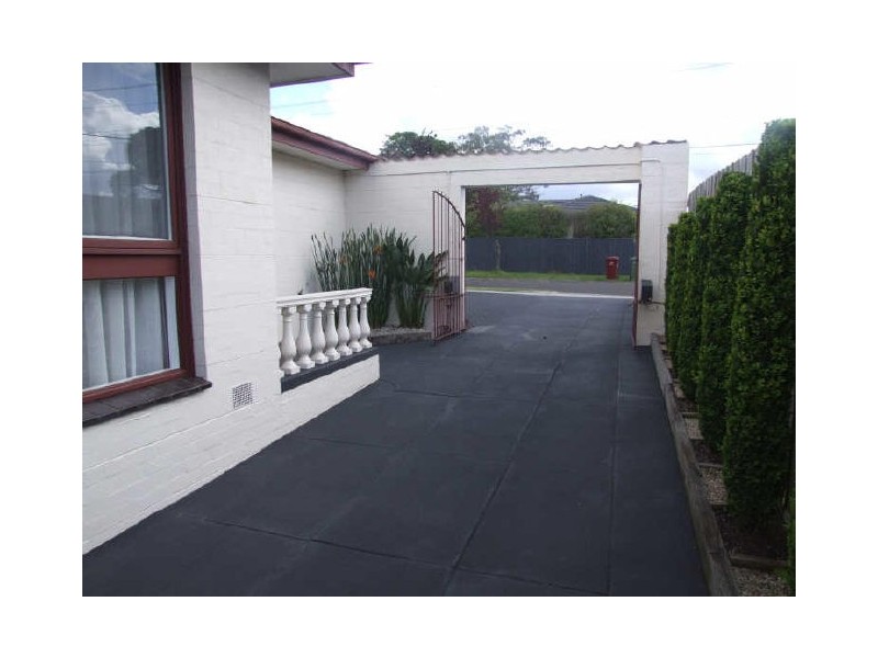 40 First Avenue, Dandenong North VIC 3175