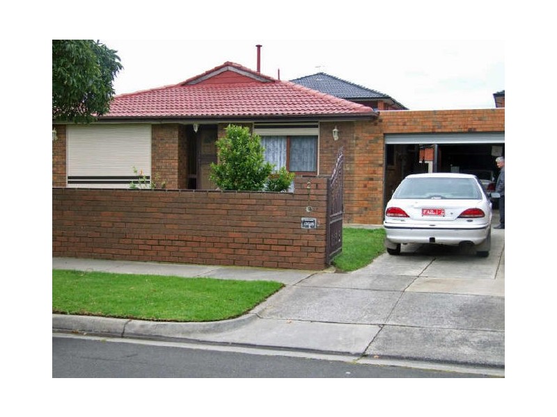 2 Grenda Court, Dandenong VIC 3175