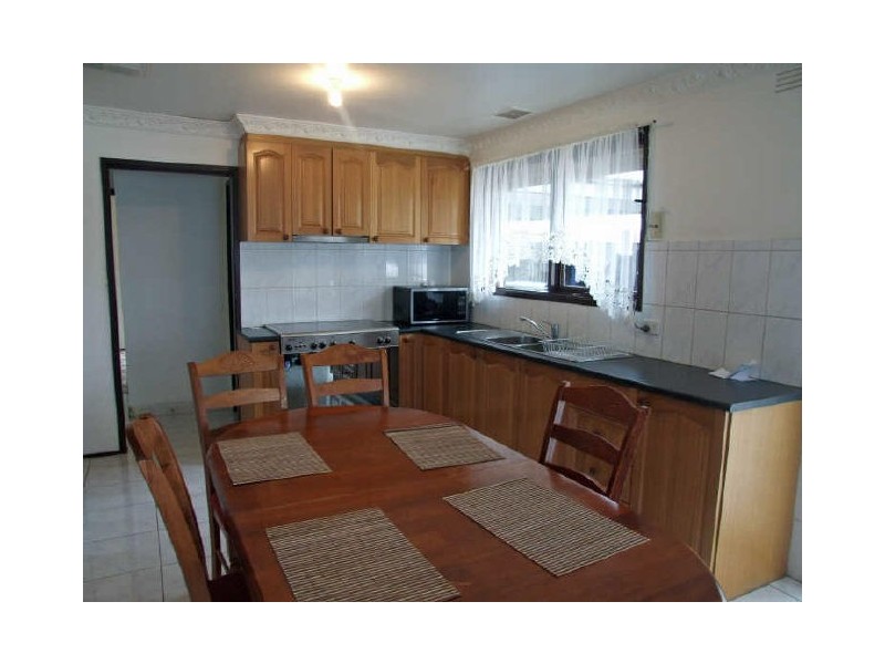 2 Grenda Court, Dandenong VIC 3175