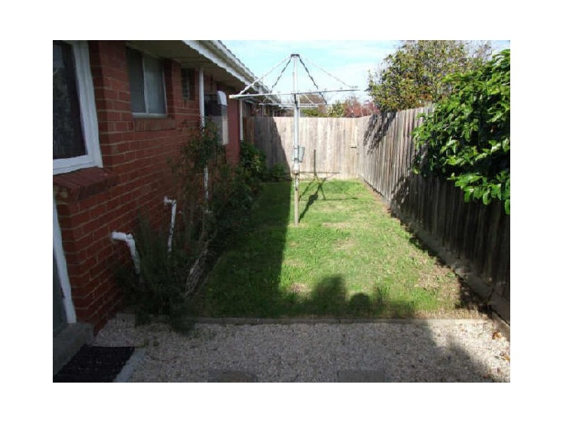 3/13 Olive Street, Dandenong VIC 3175