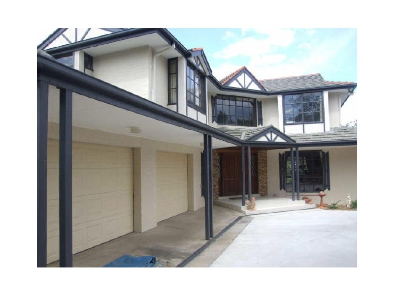 25 Waterford Close, Narre Warren North VIC 3804