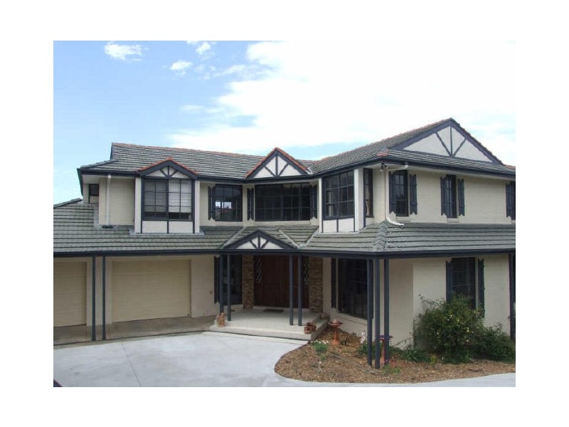 25 Waterford Close, Narre Warren North VIC 3804