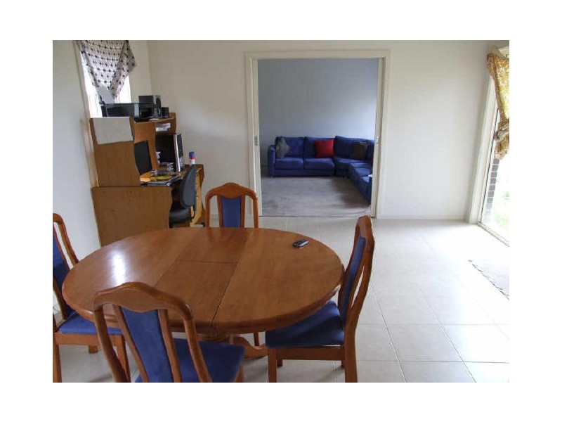 12 Versace Court, Pakenham VIC 3810