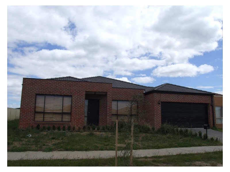 312/ Viola Avenue, Pakenham VIC 3810