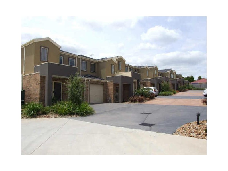 3/84 Heatherton Road, Endeavour Hills VIC 3802