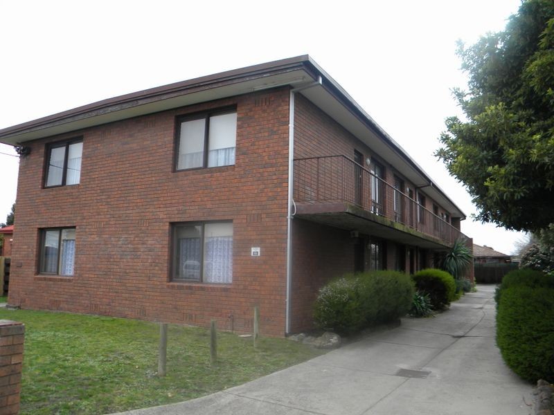 6 & Accessory Unit 7/7 James Street, Dandenong VIC 3175
