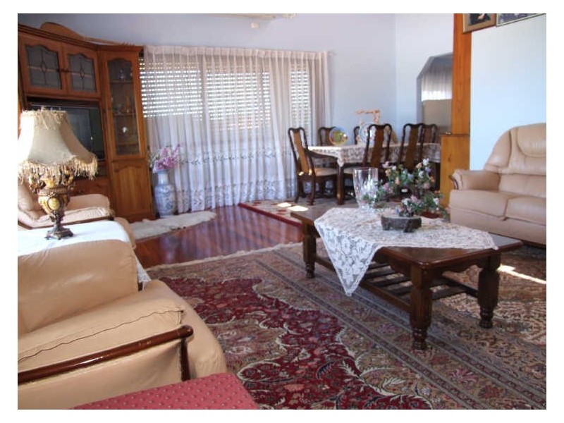 8 Hanna Drive, Endeavour Hills VIC 3802