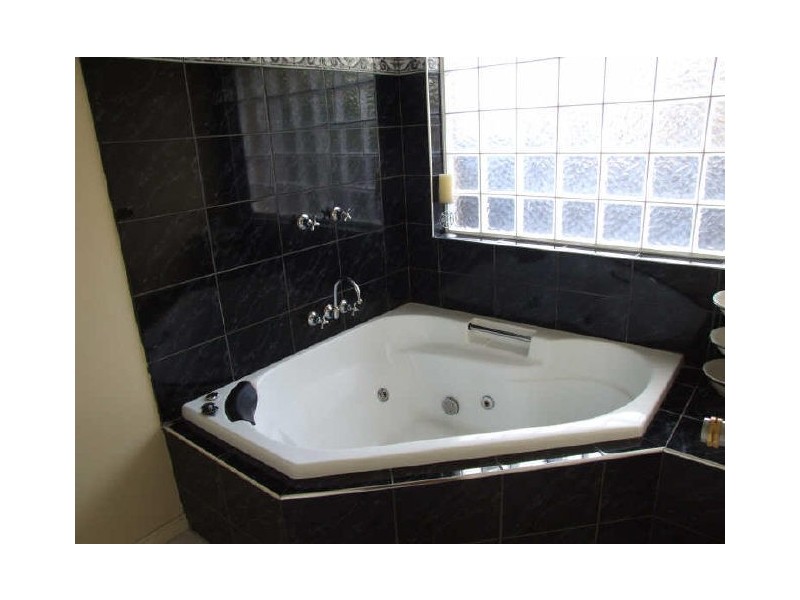 37 Hanley Street, Narre Warren VIC 3805