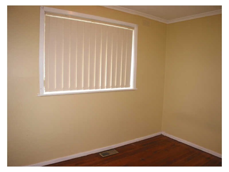 24 Suzanne Street, Dandenong VIC 3175