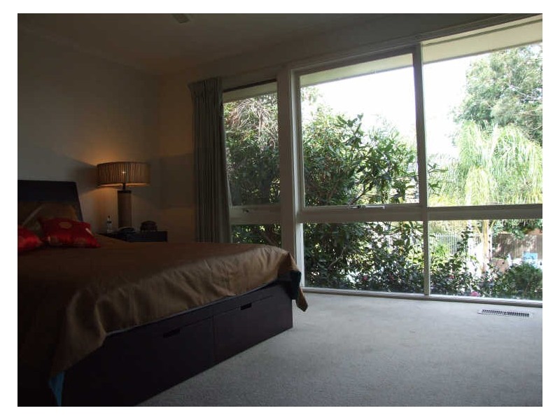 11 Tetragona Quadrant, Rowville VIC 3178