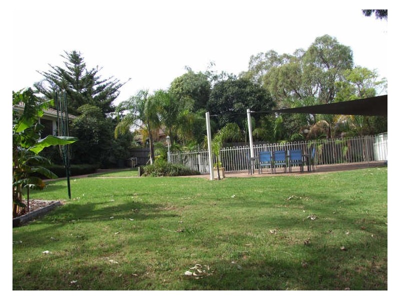 11 Tetragona Quadrant, Rowville VIC 3178