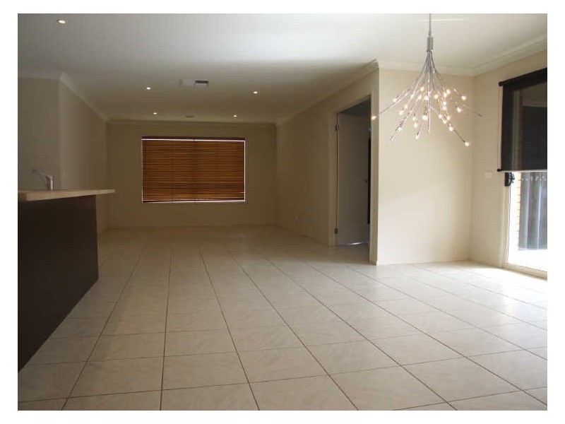 5 Wearingford Avenue, Narre Warren South VIC 3805