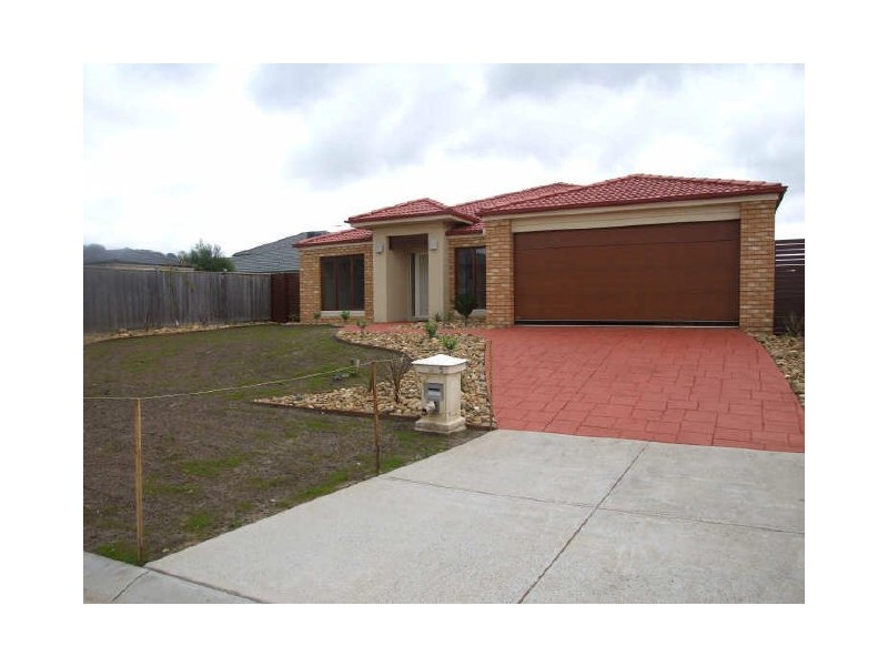 5 Wearingford Avenue, Narre Warren South VIC 3805