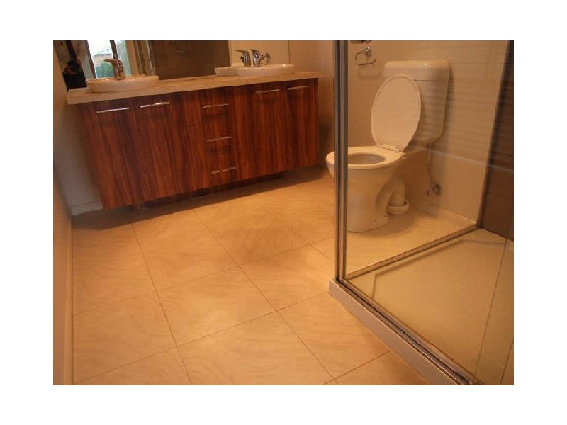 5 Wearingford Avenue, Narre Warren South VIC 3805