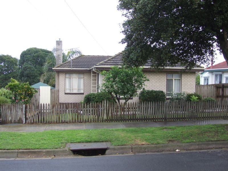 26 Lexton Avenue, Dandenong VIC 3175