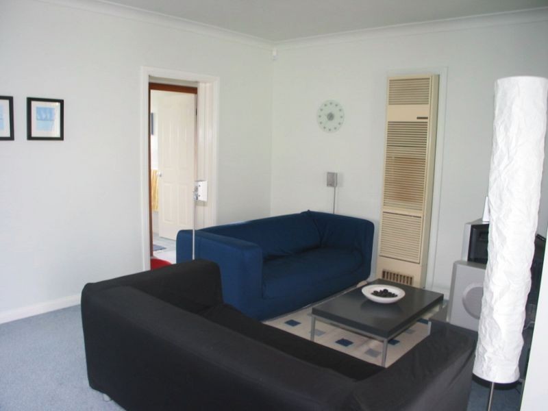 1/9 Koonalda Grove, Dandenong North VIC 3175