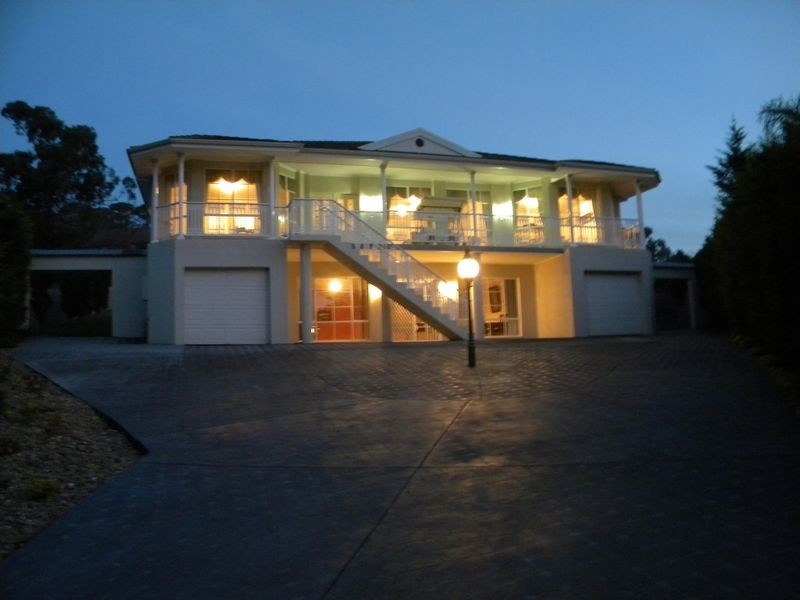 6 Wattletree Close, Ferntree Gully VIC 3156