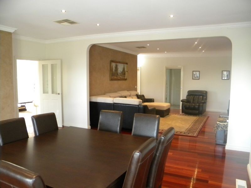 6 Wattletree Close, Ferntree Gully VIC 3156
