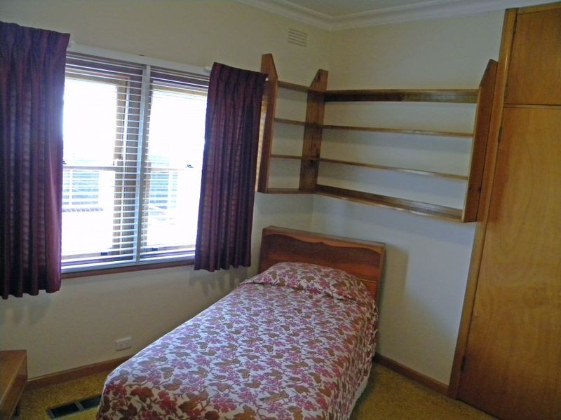 32 Barbara Avenue, Dandenong North VIC 3175