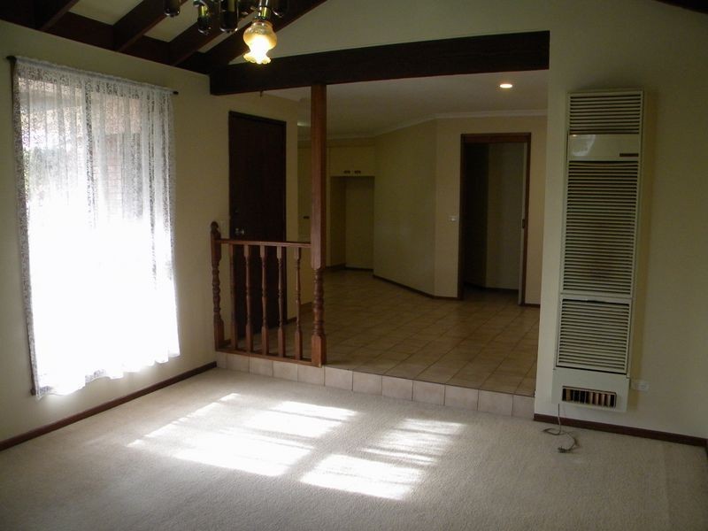 2/11 Gooding Court, Dandenong VIC 3175