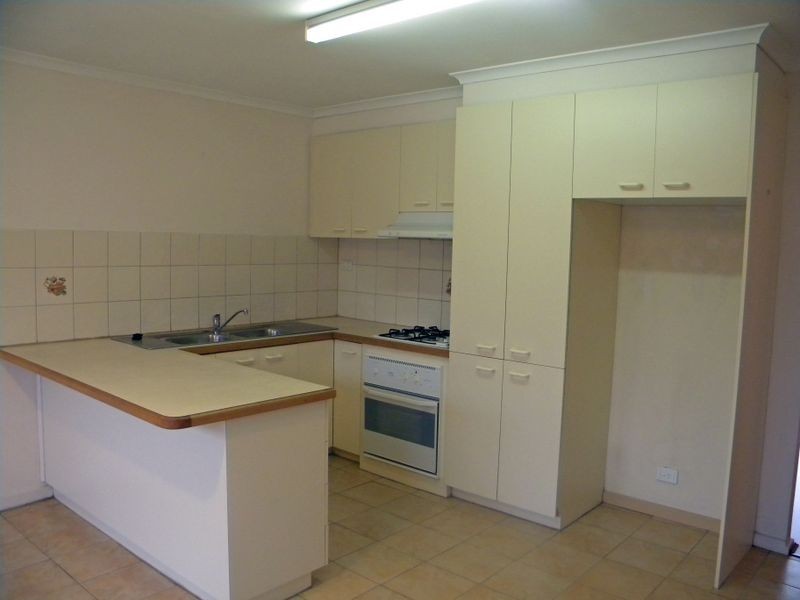 2/4 Napier Street, Dandenong VIC 3175