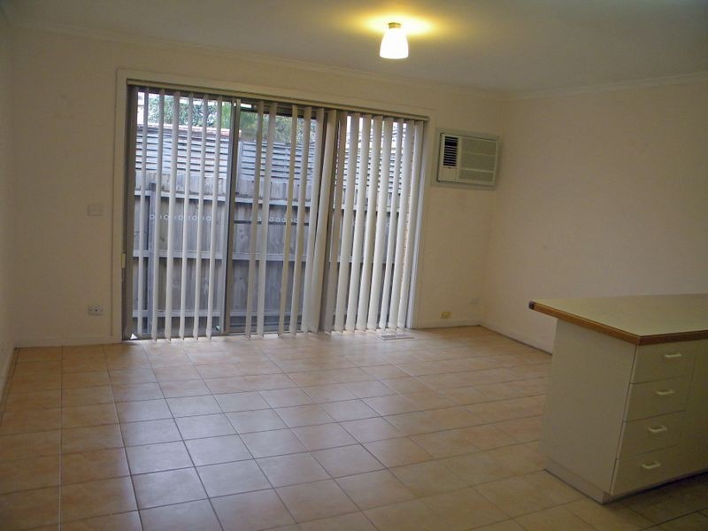 2/4 Napier Street, Dandenong VIC 3175