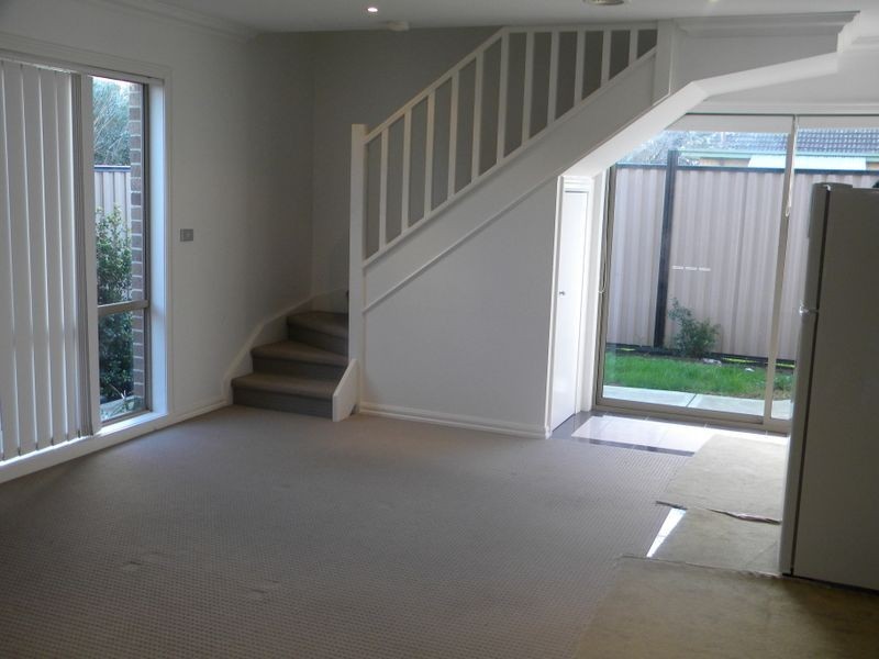 4/2 Canberra Avenue, Dandenong VIC 3175