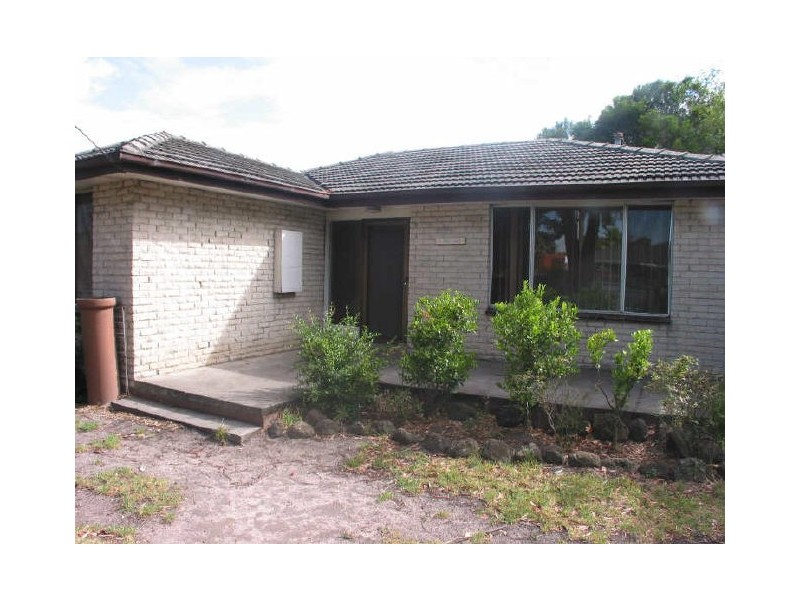 1 Fair Crescent, Dandenong North VIC 3175