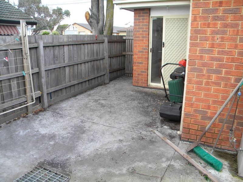 1/65 Hammond Road, Dandenong VIC 3175