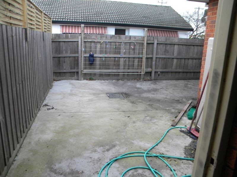 1/65 Hammond Road, Dandenong VIC 3175