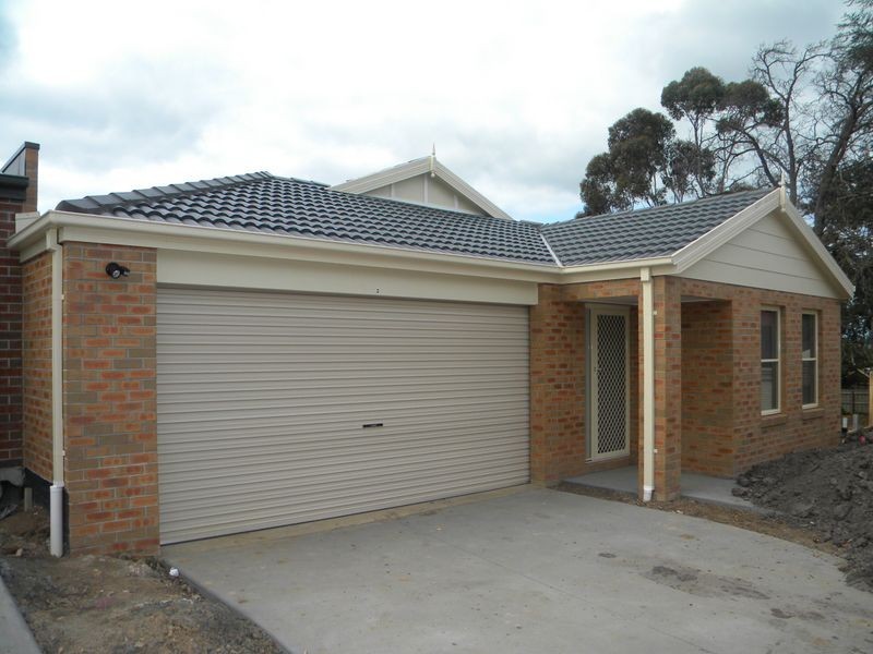 2/40 Army Road, Pakenham VIC 3810