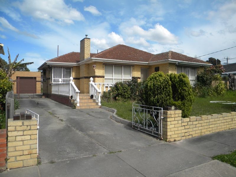 12 Waratah Drive, Dandenong North VIC 3175