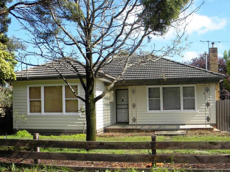 4 Belmont Avenue, Dandenong North VIC 3175