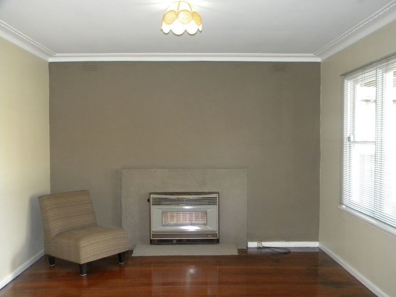 4 Belmont Avenue, Dandenong North VIC 3175