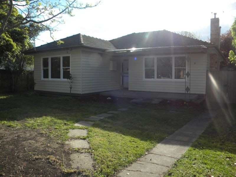 4 Belmont Avenue, Dandenong North VIC 3175