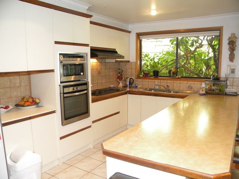 86 Bellbrook Drive, Dandenong North VIC 3175