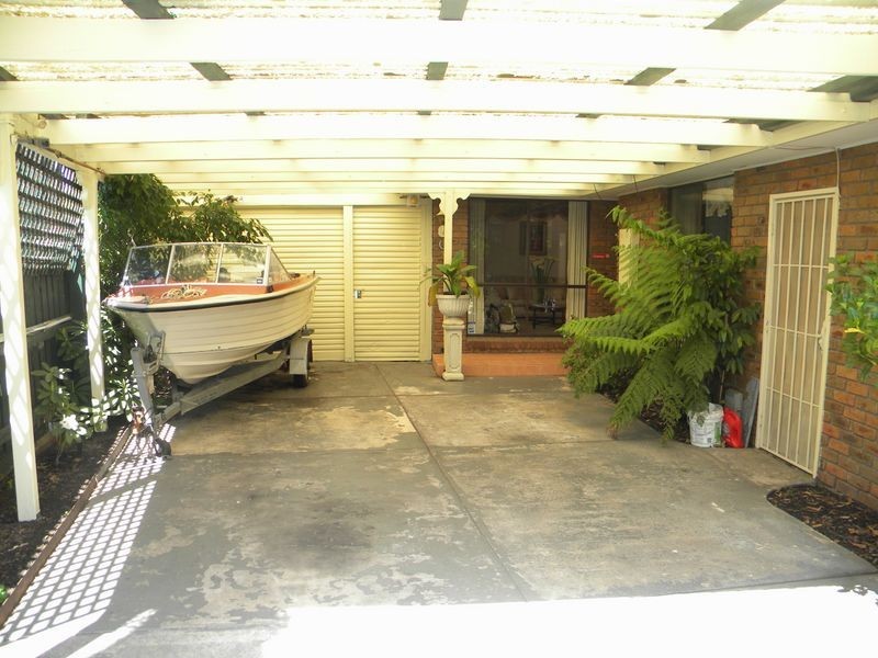 86 Bellbrook Drive, Dandenong North VIC 3175