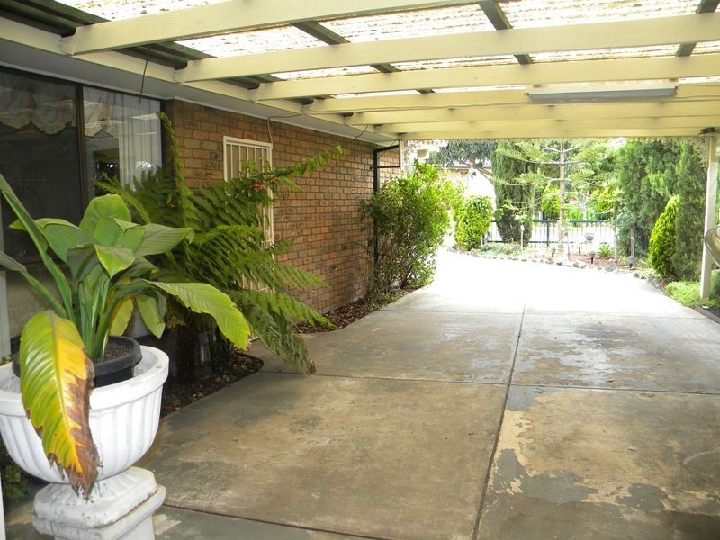 86 Bellbrook Drive, Dandenong North VIC 3175