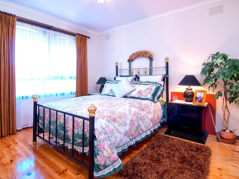 7 Zachary Hicks Crescent, Endeavour Hills VIC 3802