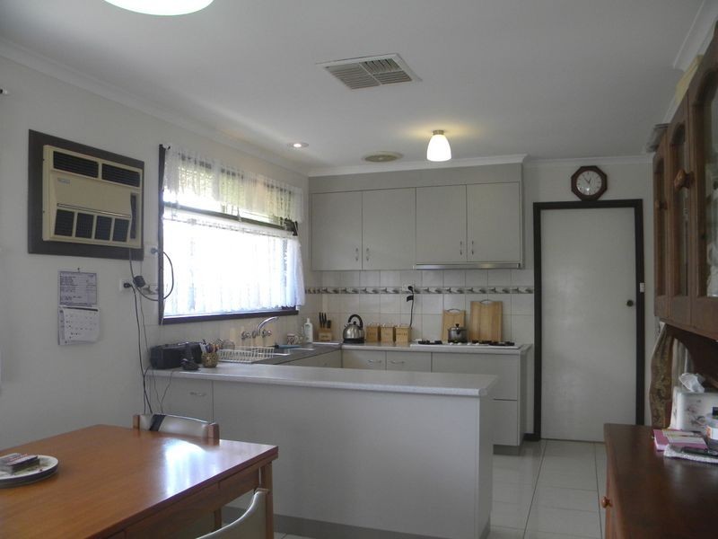 6 Mystic Court, Eumemmerring VIC 3177