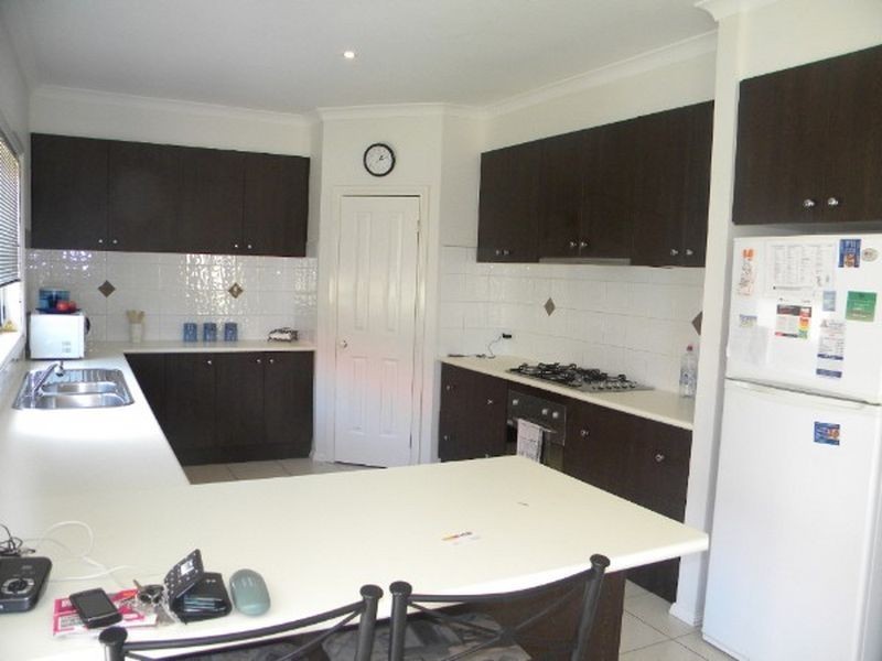 30 Bluehills Boulevard, Pakenham VIC 3810