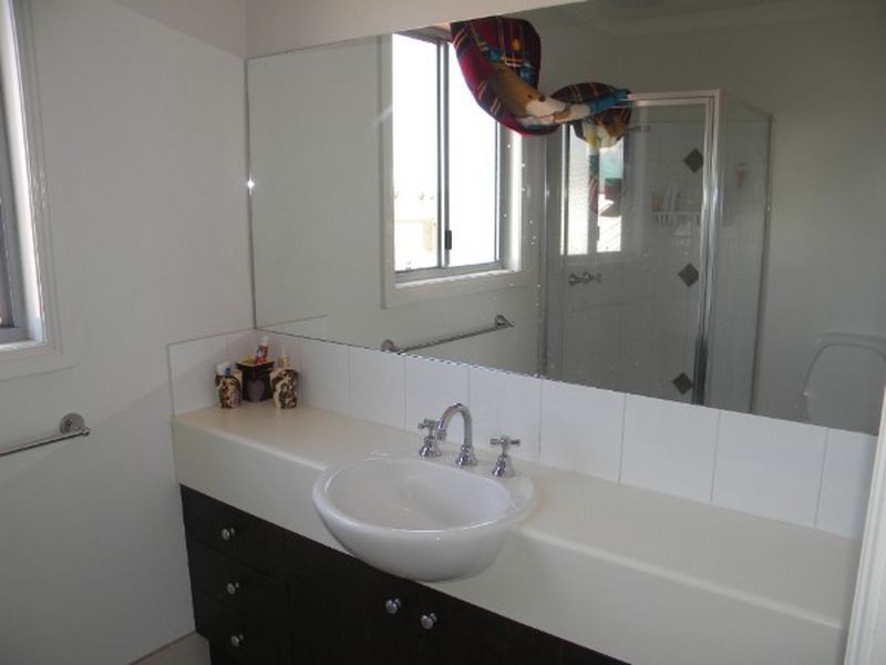 30 Bluehills Boulevard, Pakenham VIC 3810