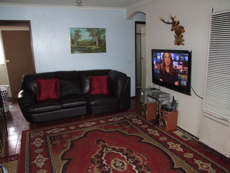 39 Chalcot Drive, Endeavour Hills VIC 3802
