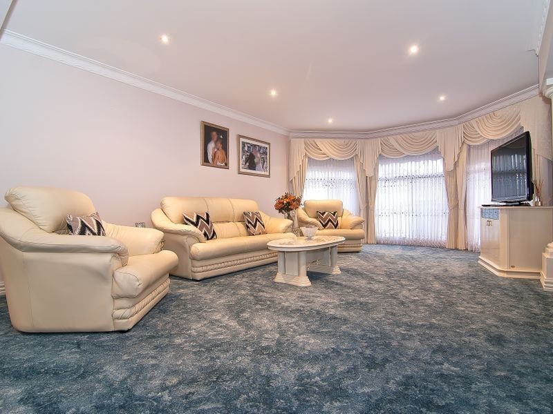 4 Deepdale Street, Dandenong VIC 3175