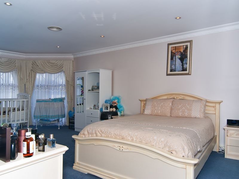4 Deepdale Street, Dandenong VIC 3175