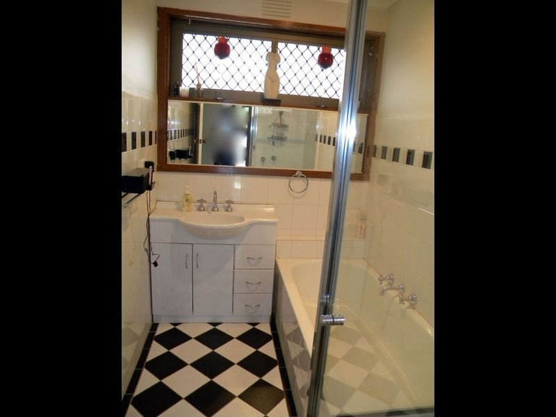 1/14 Orgill Street, Dandenong VIC 3175